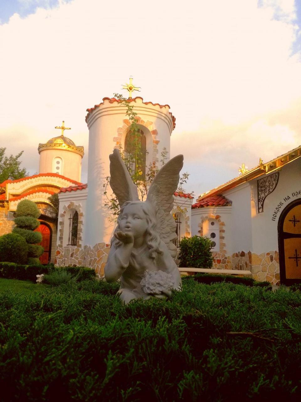 Villa St. Michael Мадара Екстериор снимка